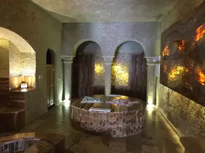 Oread Cave Suites - 335