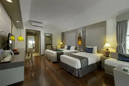 Nakara Long Beach Resort - 4