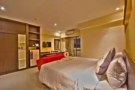 Chateau de Sukhumvit - 96