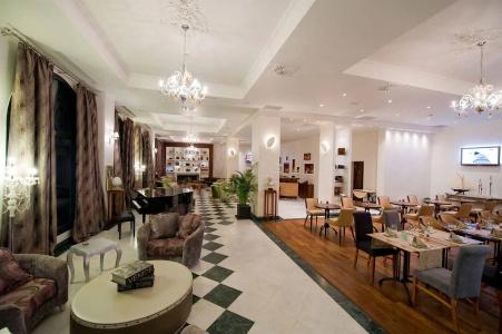 Dioni Boutique - 18