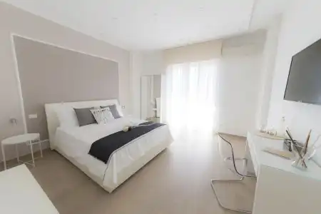 B&B Chérie - Centro di Salerno - 55