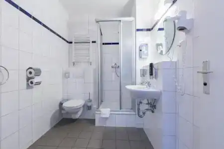 a&o Aachen Hauptbahnhof - Hostel - 8
