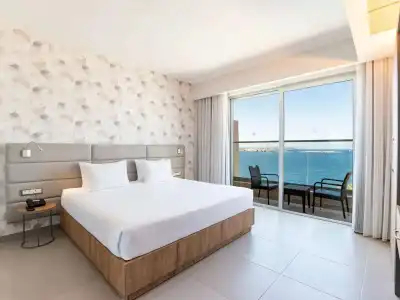 DoubleTree by Hilton Malta - 55