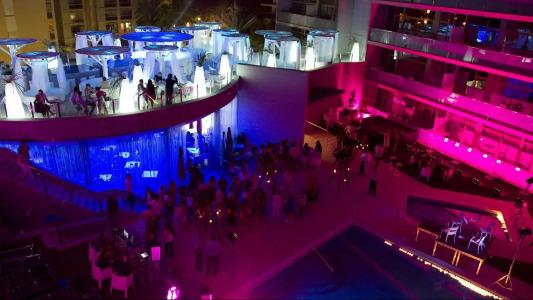 ApartFour Elements Suites - 13