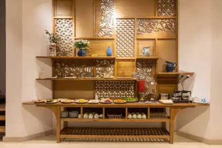 Daisy Boutique & Apartment - 1