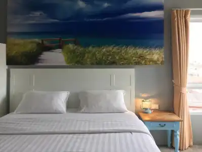 Hub Hua Hin 57 - 98