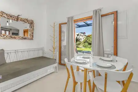 Anemonisia Deluxe Apartments & Mesonettes - 114