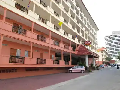 Navin Mansion 2 - 0