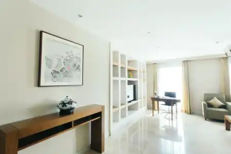 Thomson Residence - 185