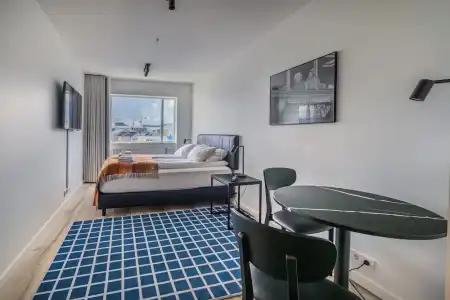 Hlemmur Suites - 125