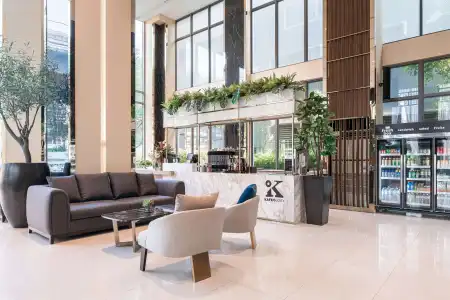 Ramada Plaza by Wyndham Bangkok Sukhumvit 48 - 1