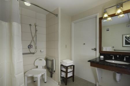 DoubleTree by Hilton Williamsburg - 7