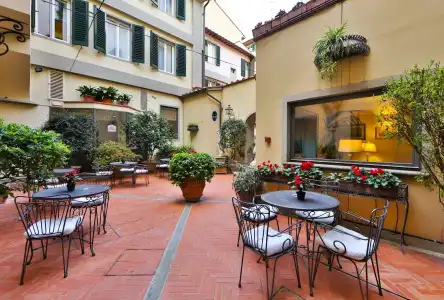 Rivoli Boutique - 23