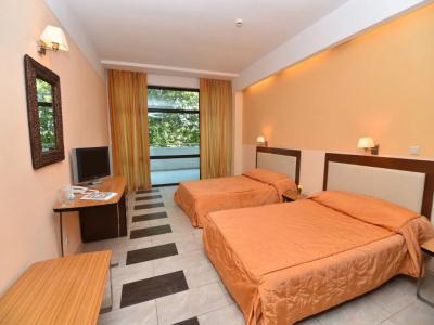 Arabella Beach - 3
