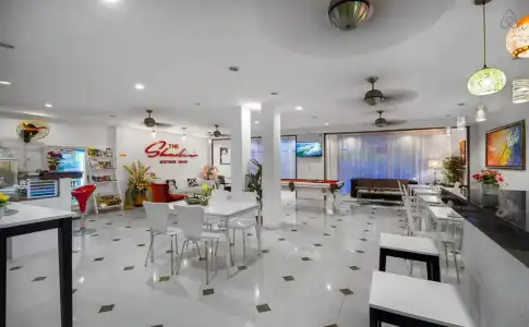 The Shades Boutique Patong Phuket - 18