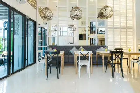 White Ivory Bed & Breakfast - 20