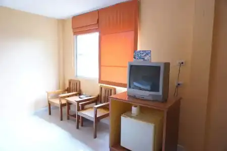 Sri Chumphon - 30
