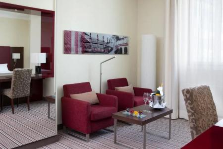 Steigenberger Graf Zeppelin - 66