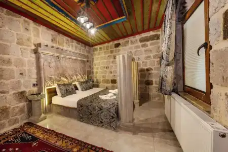 Kayatas Cave Suites - 170