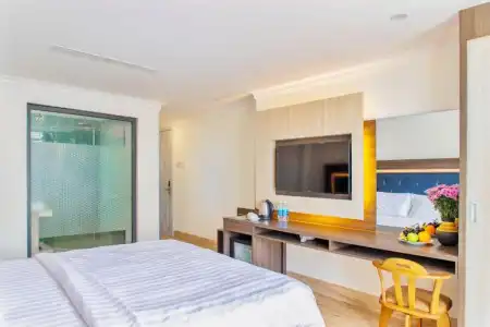 Seven Seas and Apartment - 99