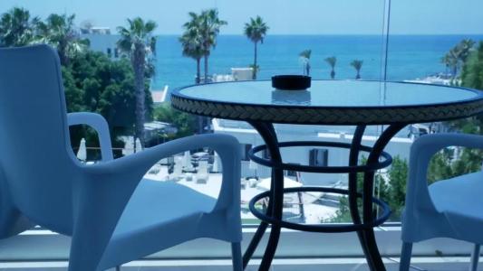 Dionysos Central - 47