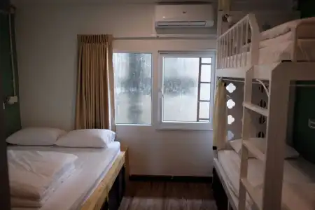 The Quarter Bangkok Poshtel & Coworking - Hostel - 5