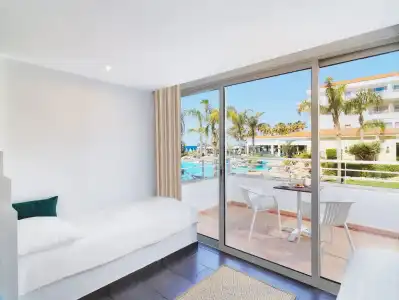 Leonardo Cypria Bay - 81