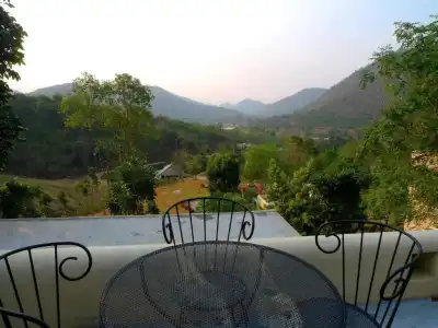 Hi - Scene Resort - 102