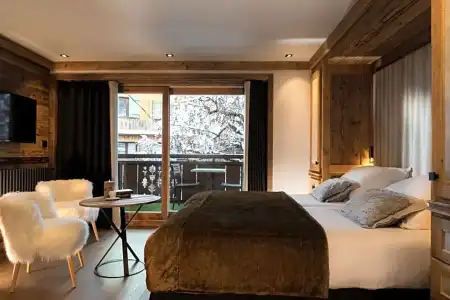 Hôtel Les Peupliers - 84
