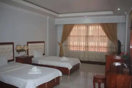 Monorom 2 VIP - 4