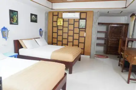 Bamboo Bungalows - 4