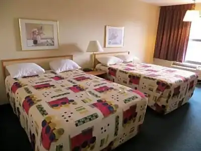 Homestyle Inn & Suites - 50