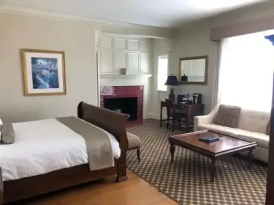 Oceancliff Resort I & II - 3