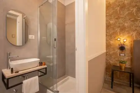 Sophie Terrace - 6