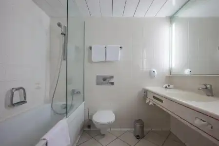 Park Inn by Radisson Luebeck - 6