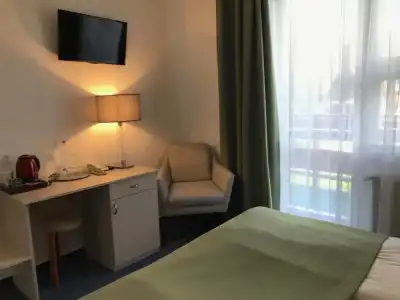 Zsanett - 54