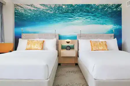 Waikiki Beachcomber by Outrigger - 71