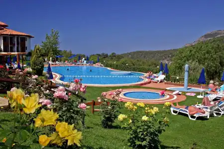 Montana Pine Resort - All Inclusive - 16