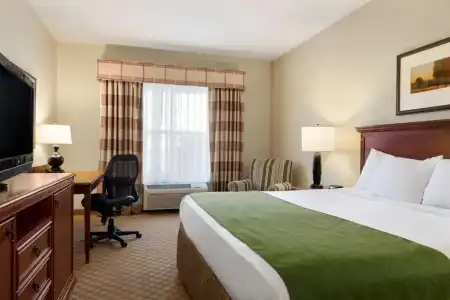 Country Inn & Suites by Radisson, Peoria North, IL - 18