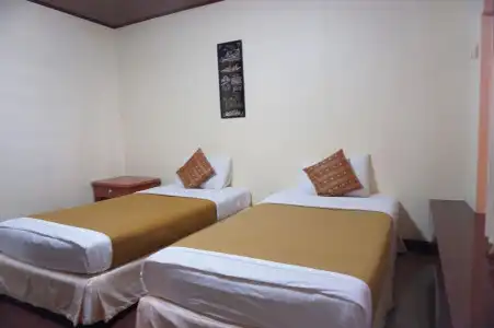 Phang-Nga Inn Guesthouse - 4