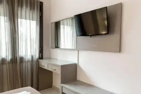 Angela Apartments - 3