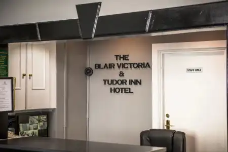The Tudor Inn - 1