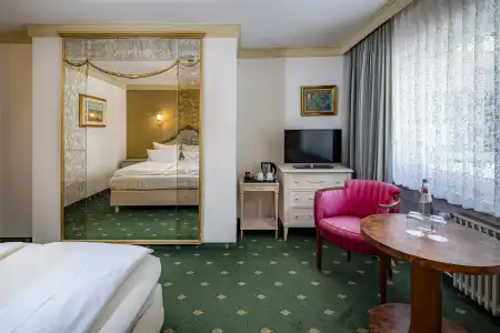 Sure by Best Western Rhoen Garden - 101