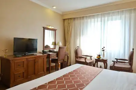 Grand Saigon - 2