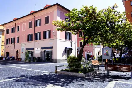 B&B Piazza Fratti - 11