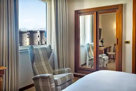 Renaissance Naples Mediterraneo - 41