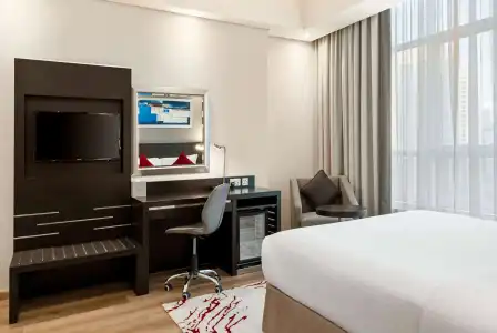 Ramada by Wyndham Dubai Barsha Heights - 9