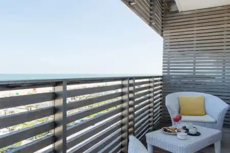 Kiss Beachfront & Restaurant - 6