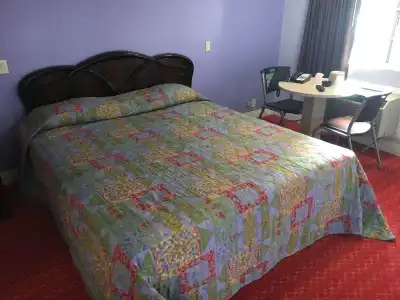 Budget Motel - 4
