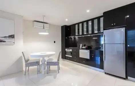 Bay Royal Apartments - 187